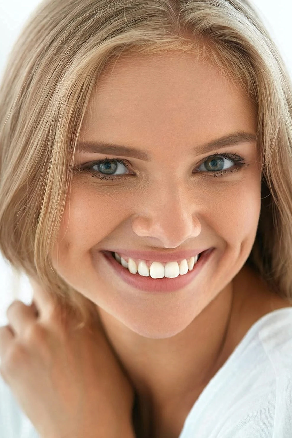 Teeth whitening toothpaste